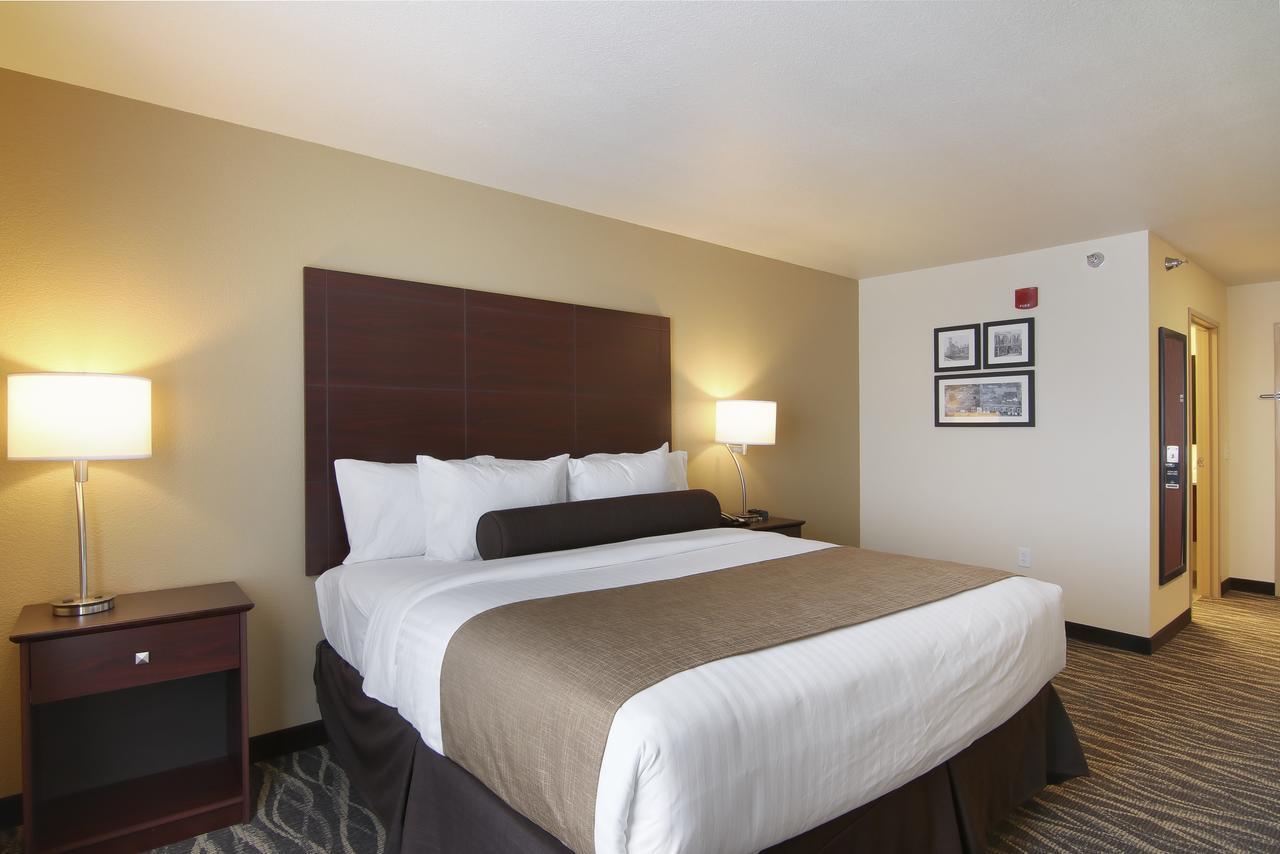 Cobblestone Inn&Suites - Menomonie/UW-Stout Esterno foto