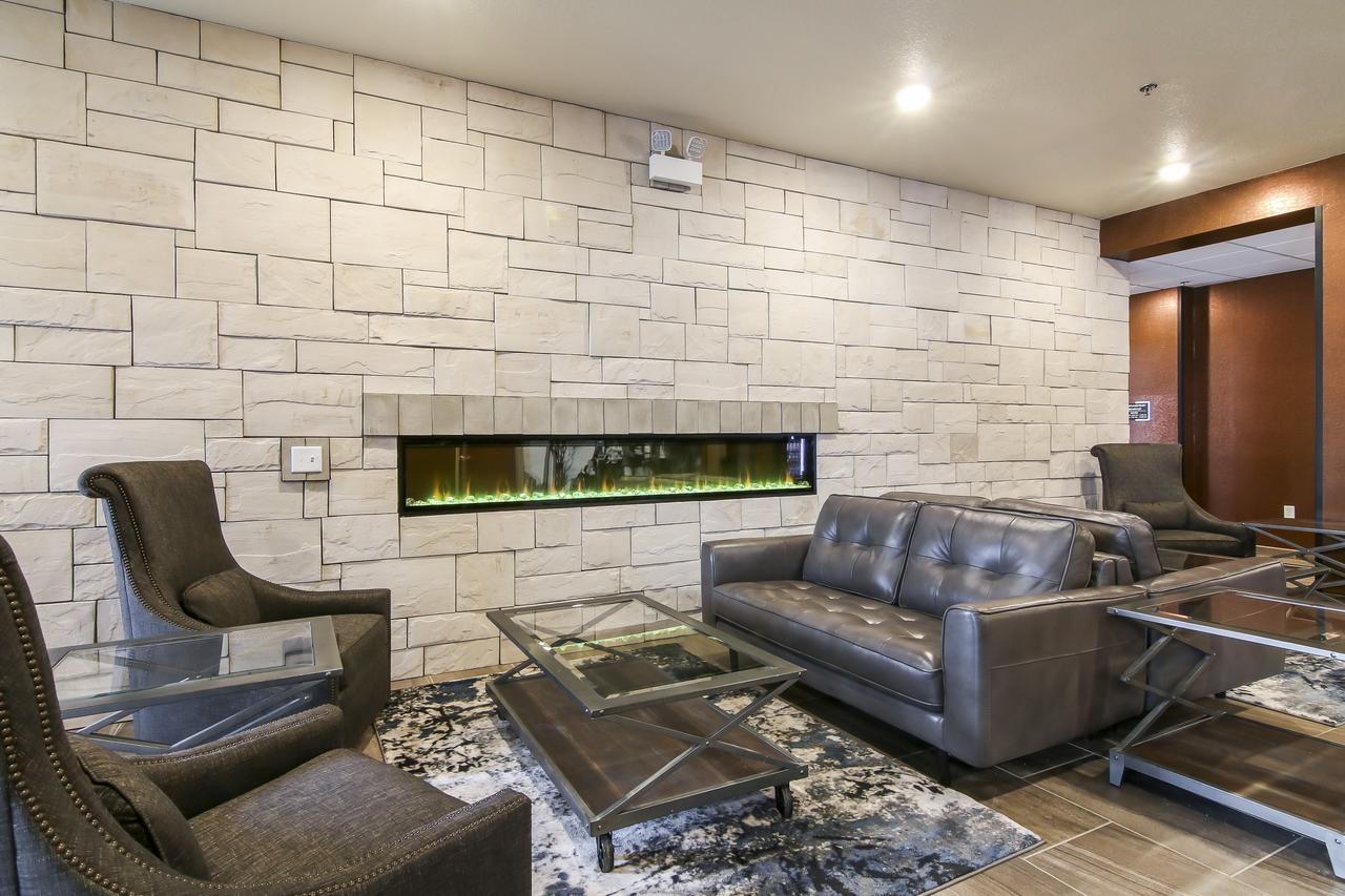 Cobblestone Inn&Suites - Menomonie/UW-Stout Esterno foto