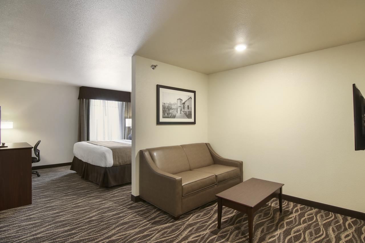 Cobblestone Inn&Suites - Menomonie/UW-Stout Esterno foto