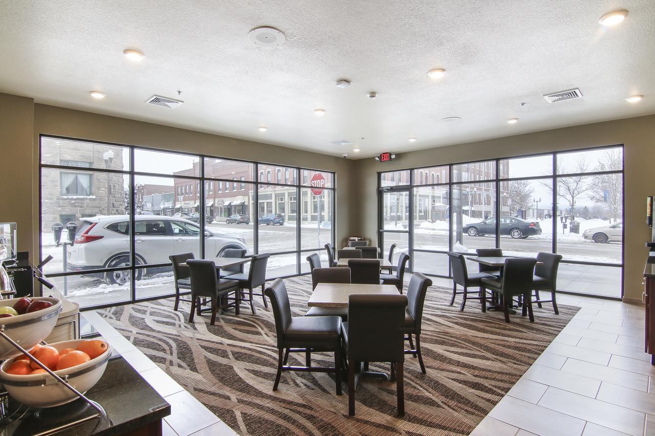 Cobblestone Inn&Suites - Menomonie/UW-Stout Esterno foto
