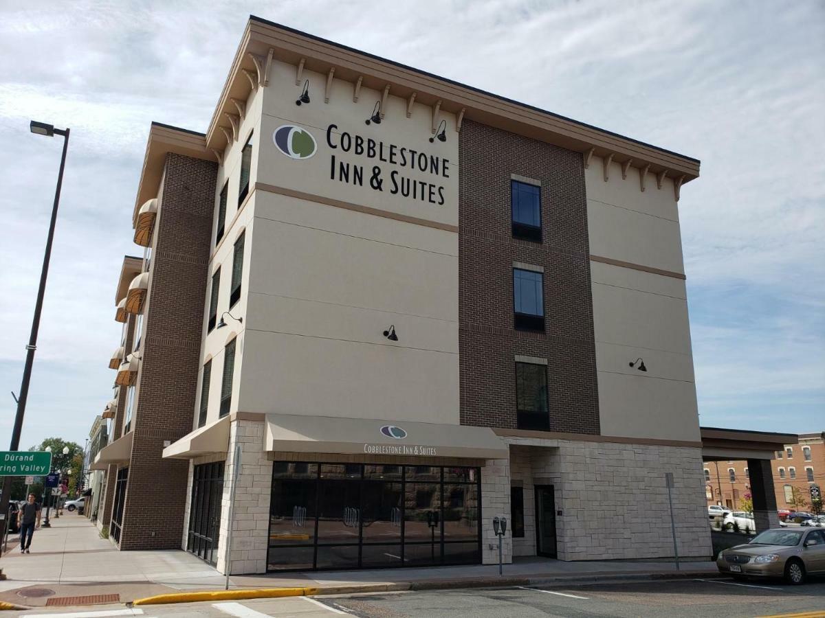 Cobblestone Inn&Suites - Menomonie/UW-Stout Esterno foto
