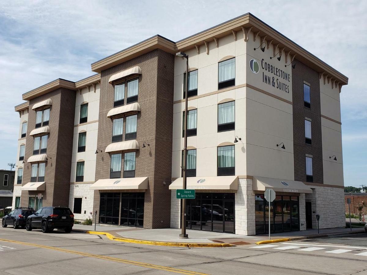 Cobblestone Inn&Suites - Menomonie/UW-Stout Esterno foto